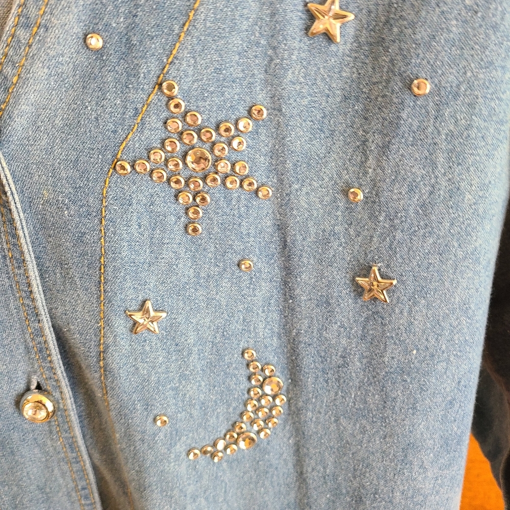 2 Piece Embellished Jean Set - Picture 8 of 14